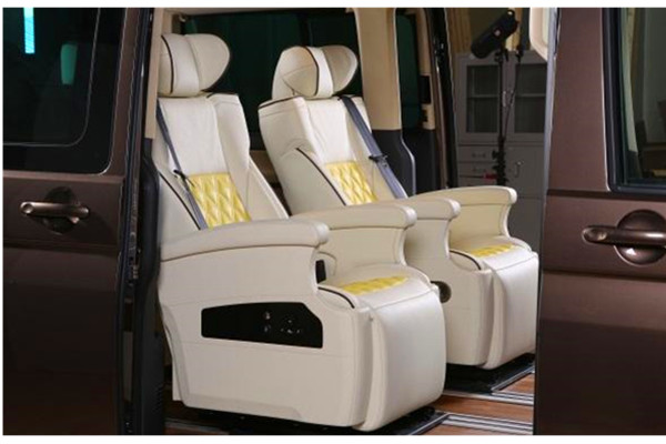 VIP luxury bus seats.jpg VIP luxury bus seats.jpg