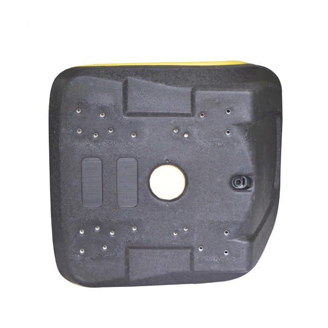 tractor seat.jpg tractor seat.jpg